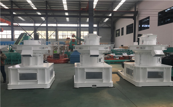 內(nèi)蒙古將秸稈制肥變廢為寶 內(nèi)蒙古將秸稈制肥變廢為寶