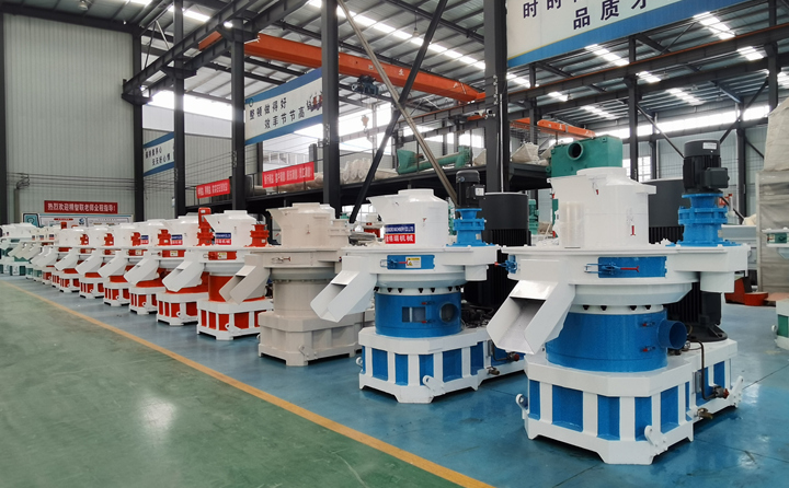 國內(nèi)的鋸末顆粒機設(shè)備在國際上也是嶄露頭角，遠(yuǎn)遠(yuǎn)離不開多年的辛苦研發(fā)