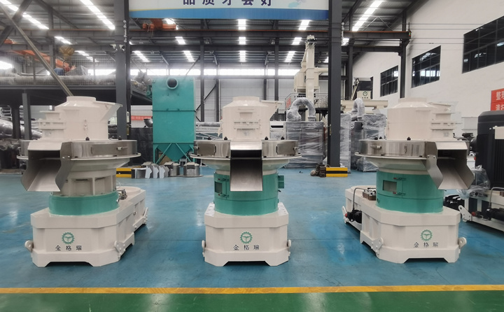 木屑顆粒機(jī)工作中會(huì)遇到各種問(wèn)題，如何解決？下面為大家介紹一下，在生產(chǎn)過(guò)程中經(jīng)常遇到的問(wèn)題